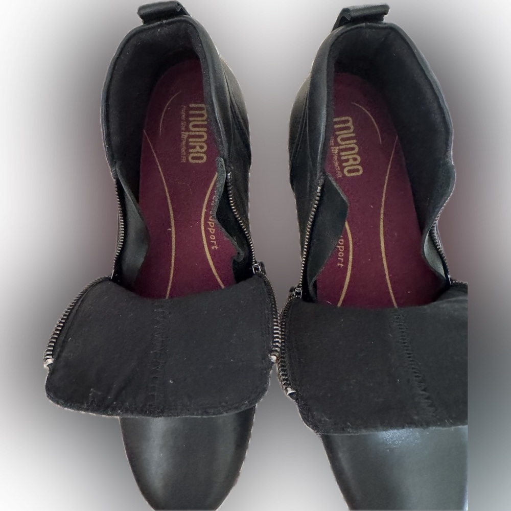 Munro Neko Zip Booties Black Leather Size 8.5 Comfort Arch Support EUC - Picture 6 of 7